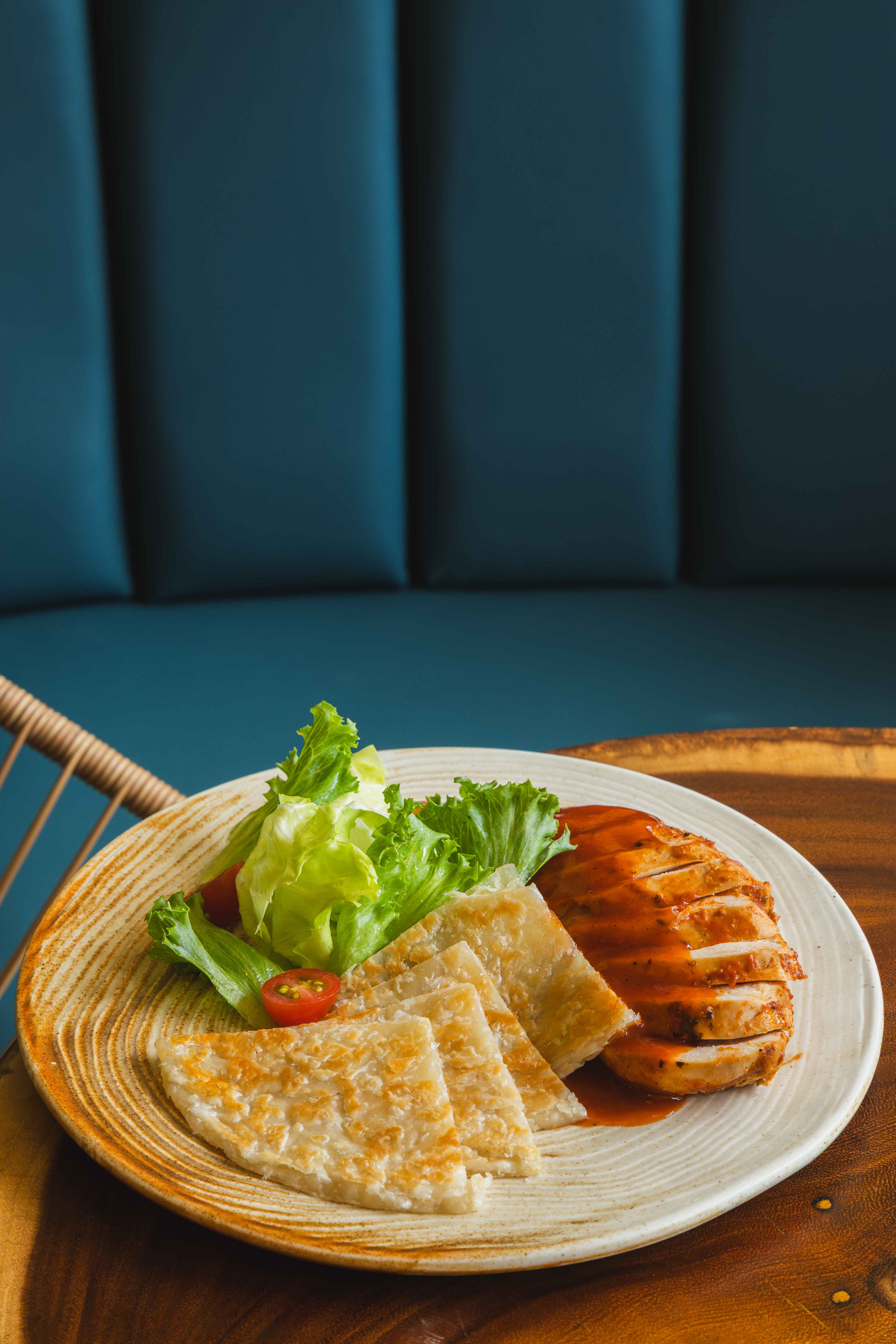 Grilled Chicken with Green Curry & Roti